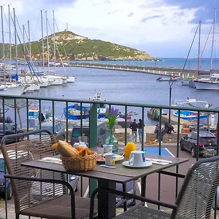 Marina D'oro 3* Rogliano